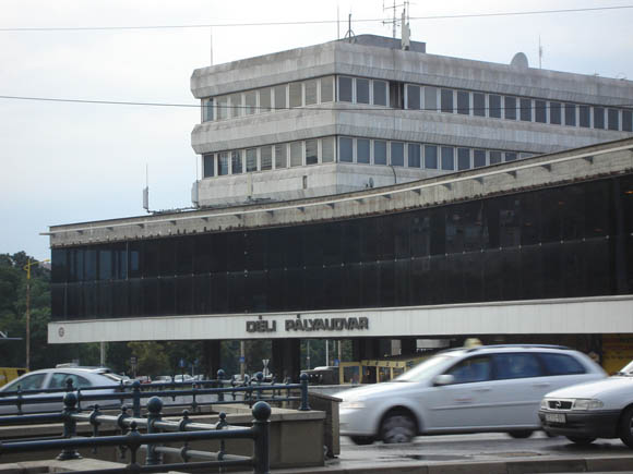 Déli Pályaudvar train station in Budapest
